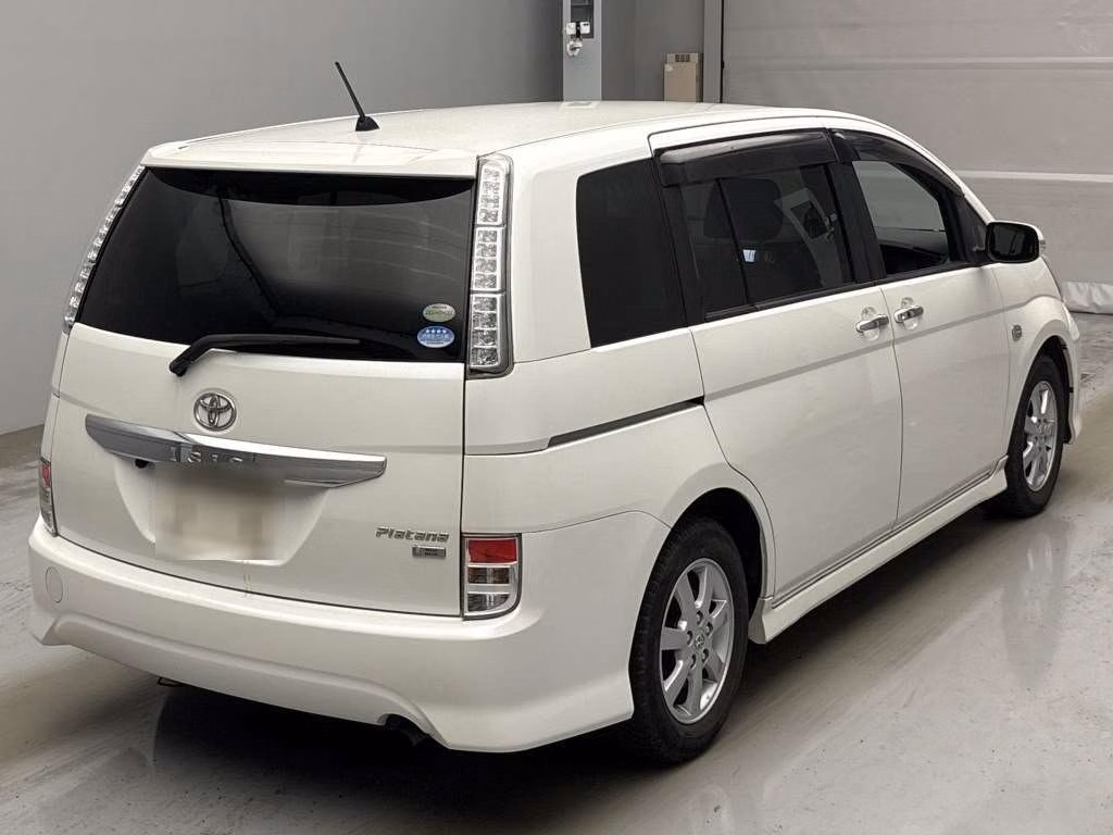 TOYOTA ISIS