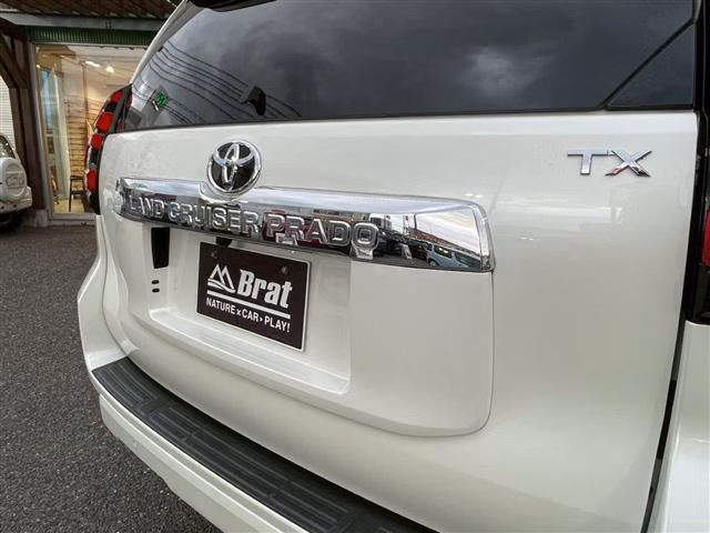 TOYOTA LAND CRUISER PRADO