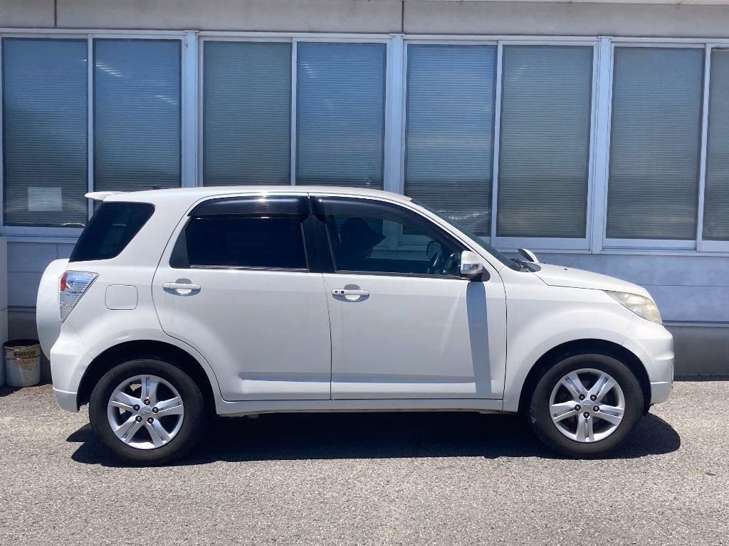 DAIHATSU BE-GO