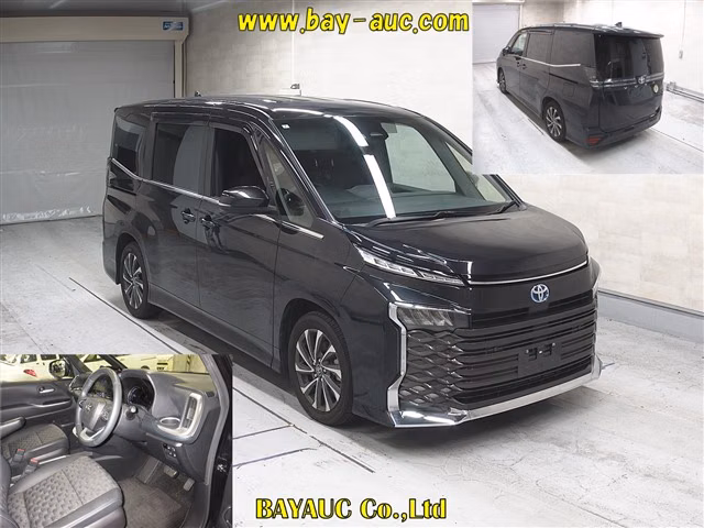 TOYOTA VOXY