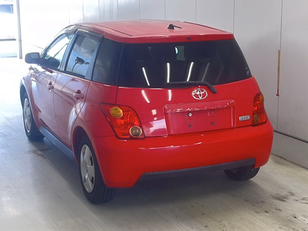 TOYOTA IST