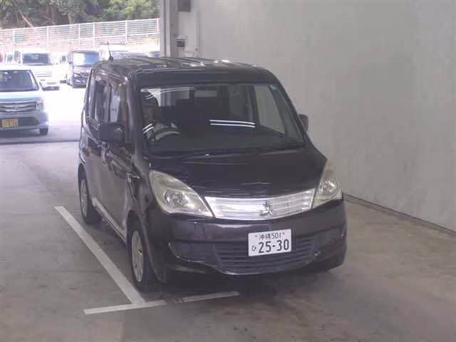 MITSUBISHI DELICA D:2