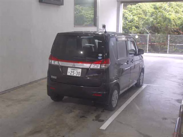 MITSUBISHI DELICA D:2