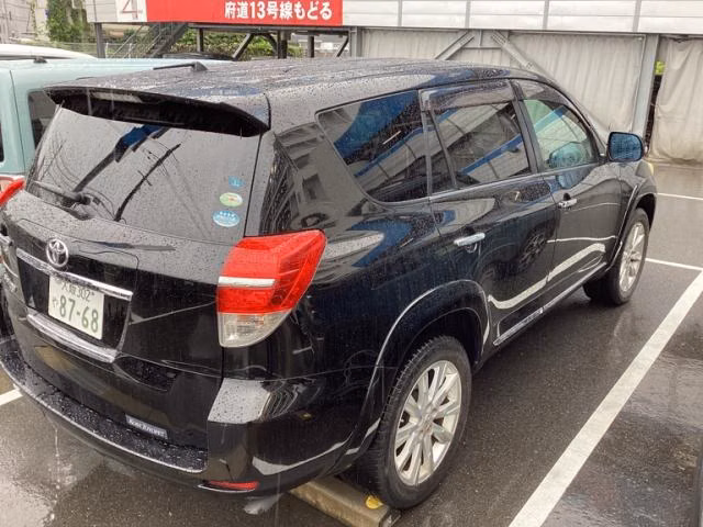 TOYOTA VANGUARD