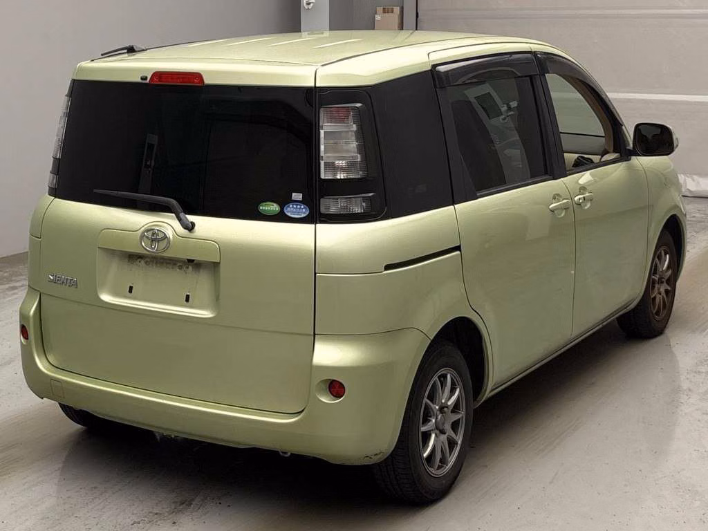 TOYOTA SIENTA