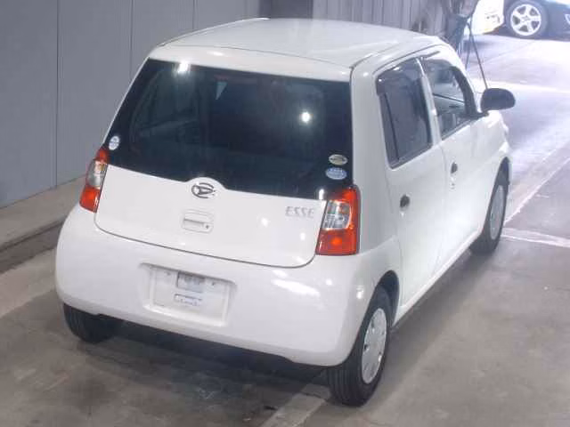 DAIHATSU ESSE