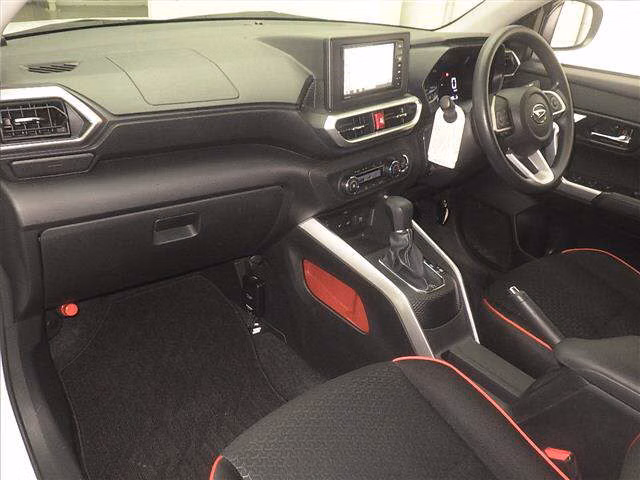 DAIHATSU ROCKY