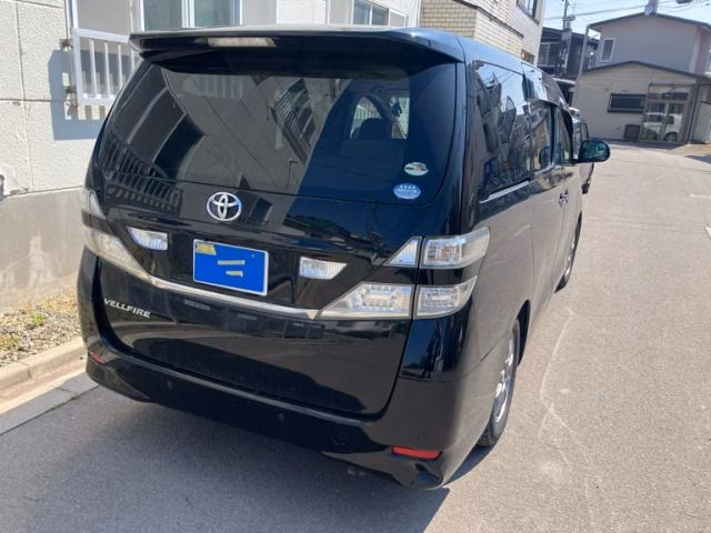 TOYOTA VELLFIRE