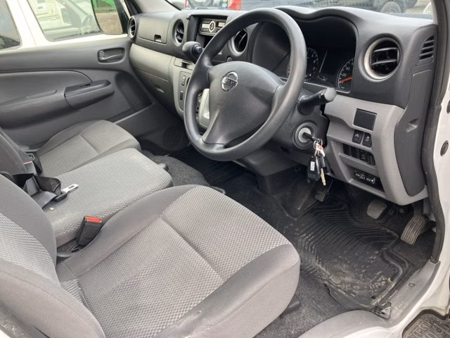NISSAN NV350 CARAVAN