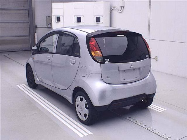 MITSUBISHI I