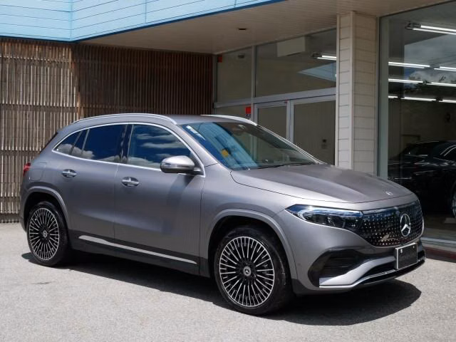 MERCEDES-BENZ EQA