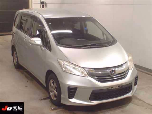HONDA FREED