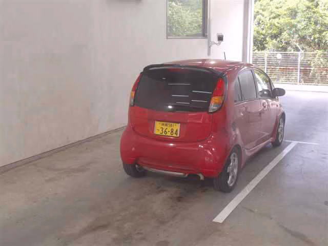 MITSUBISHI I