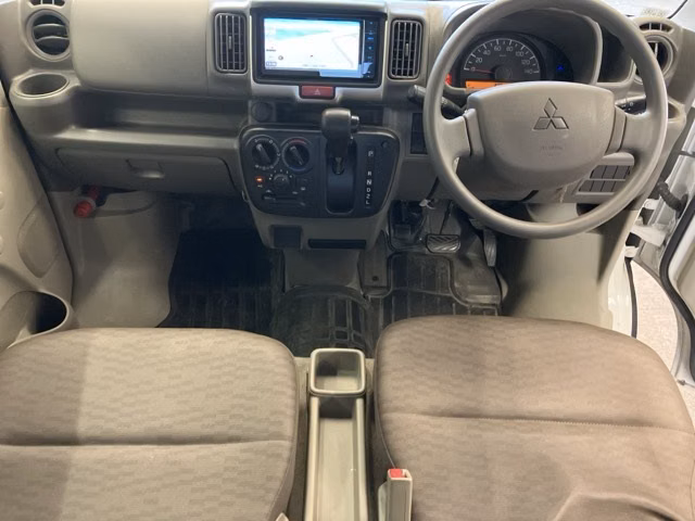 MITSUBISHI MINICAB