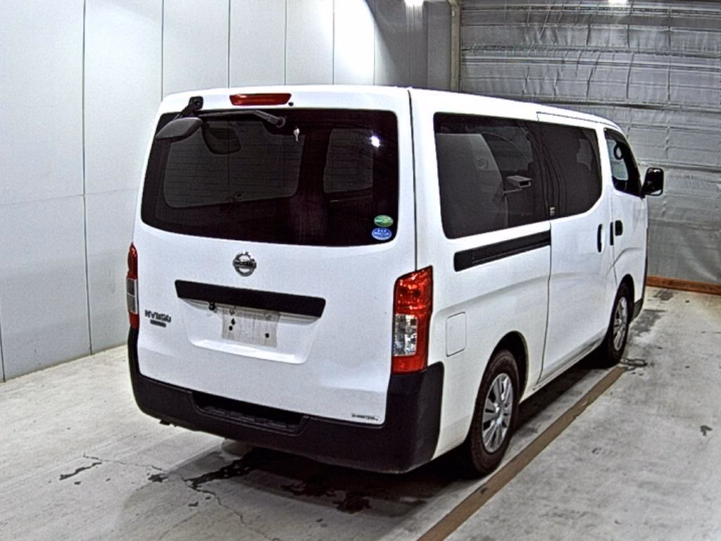 NISSAN NV350 CARAVAN