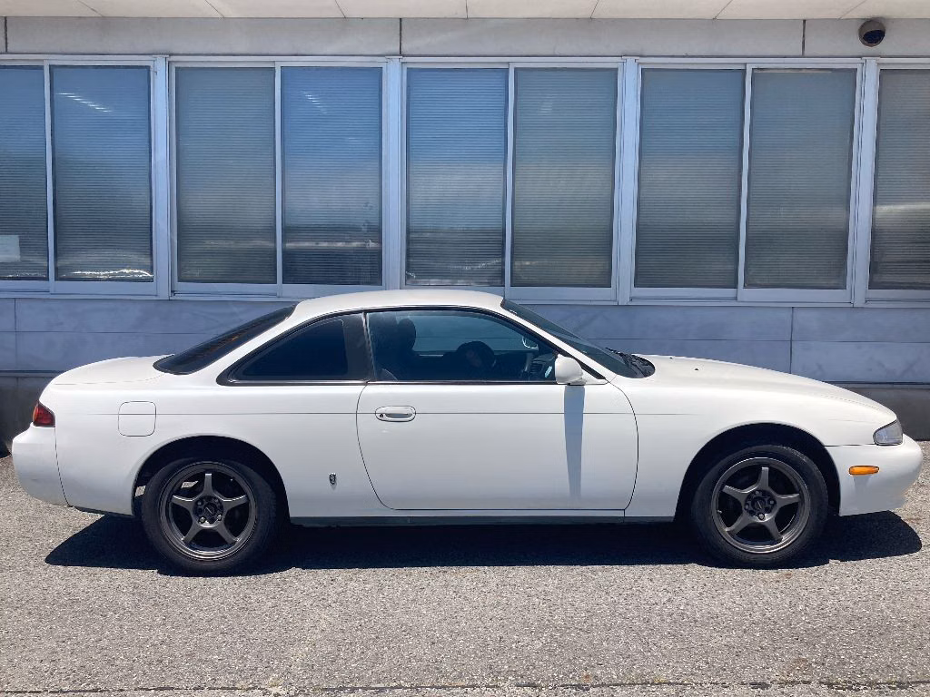 NISSAN SILVIA
