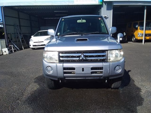 MITSUBISHI PAJERO MINI
