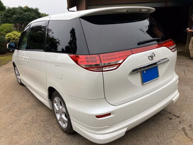 TOYOTA ESTIMA