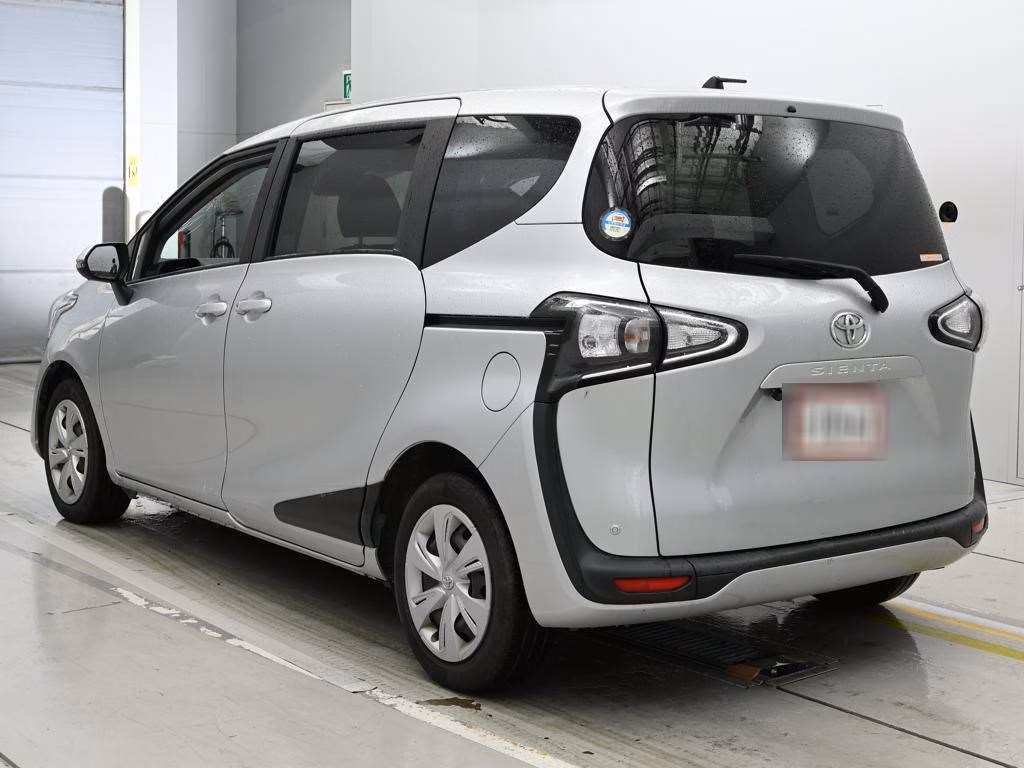 TOYOTA SIENTA