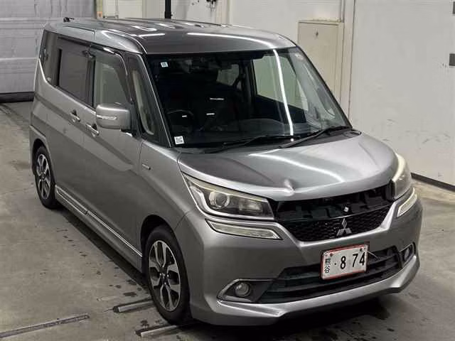 MITSUBISHI DELICA D:2