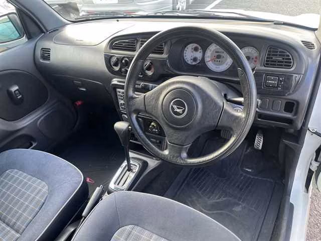 DAIHATSU MIRA GINO