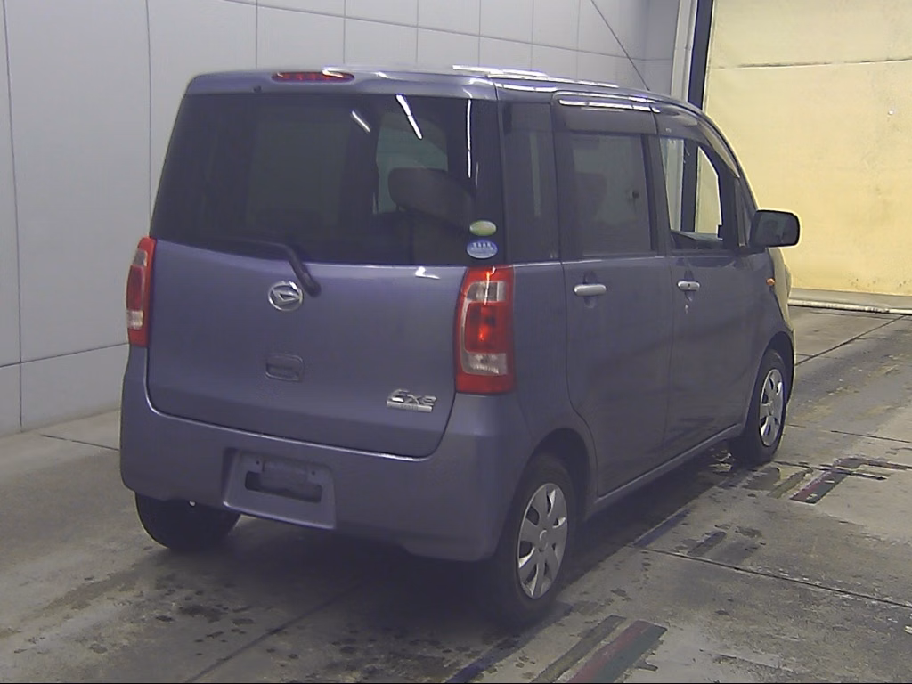 DAIHATSU TANTO EXE