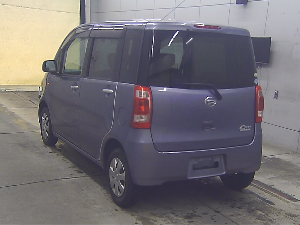 DAIHATSU TANTO EXE
