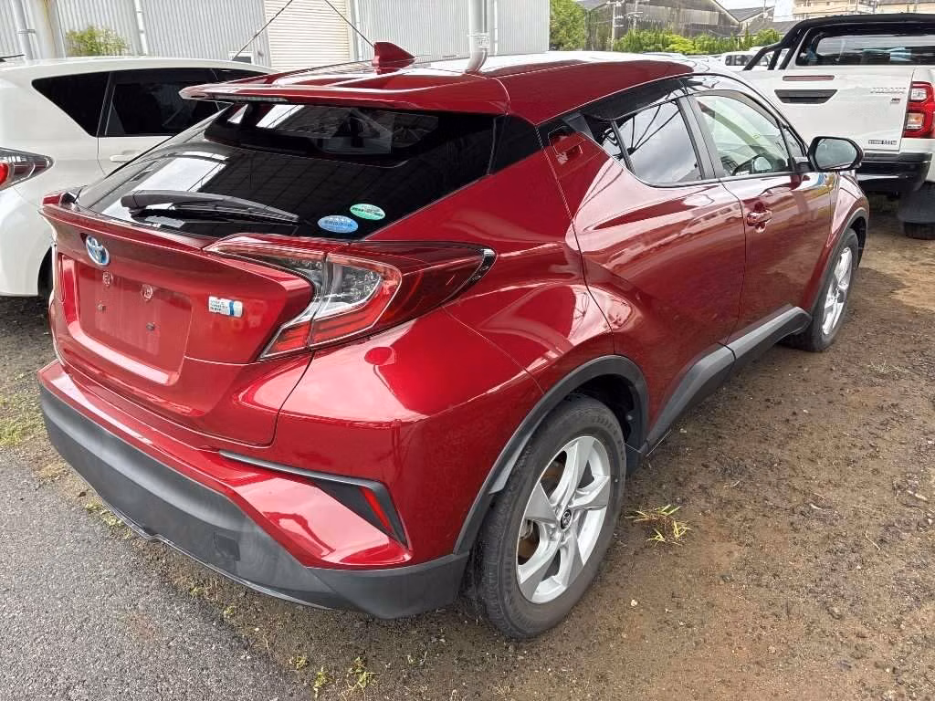 TOYOTA C-HR