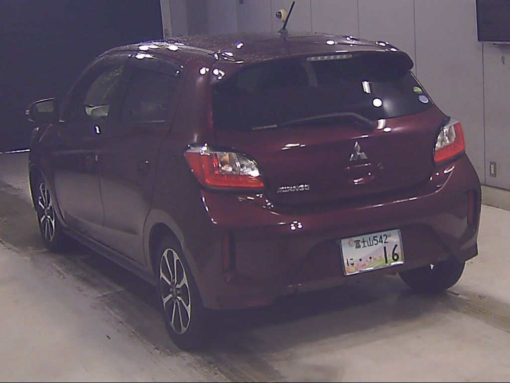 MITSUBISHI MIRAGE