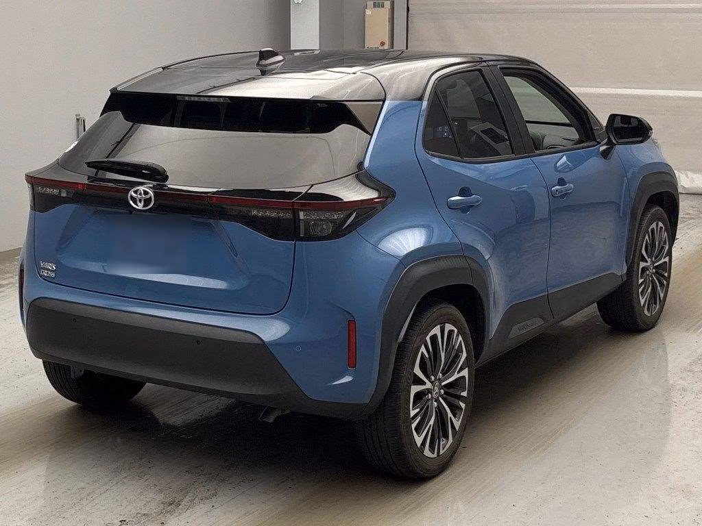 TOYOTA YARIS CROSS