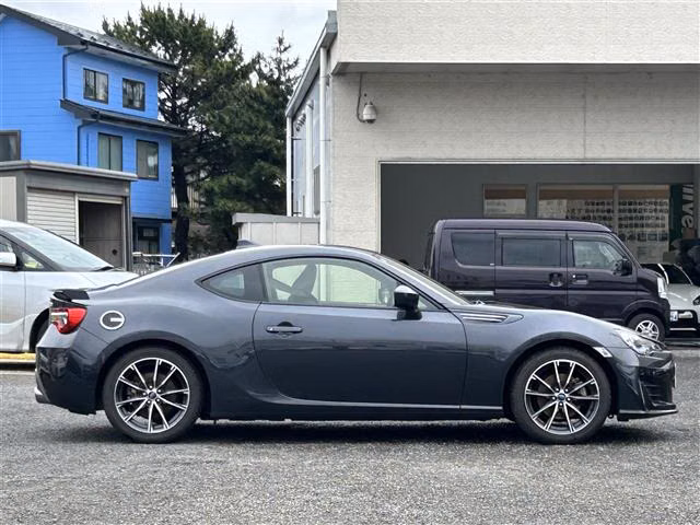 SUBARU BRZ