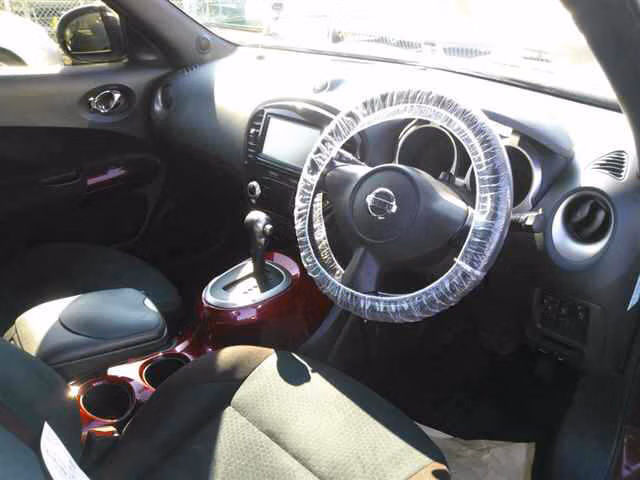 NISSAN JUKE