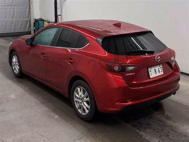 MAZDA AXELA