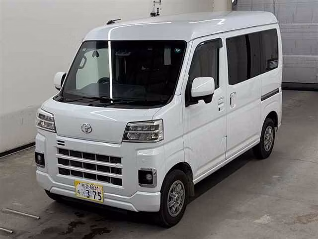 TOYOTA PIXIS VAN