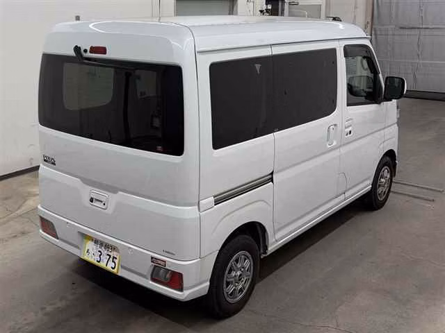 TOYOTA PIXIS VAN