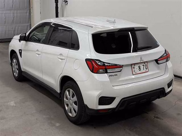 MITSUBISHI RVR
