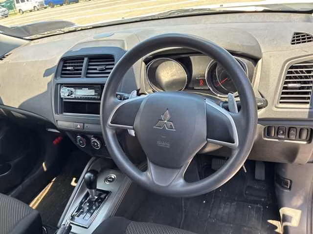 MITSUBISHI RVR