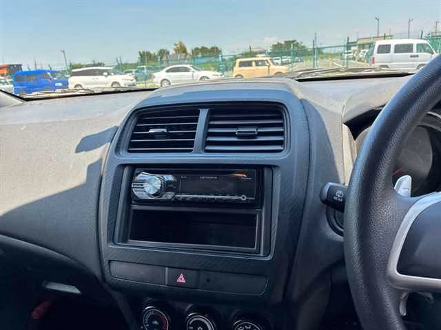 MITSUBISHI RVR