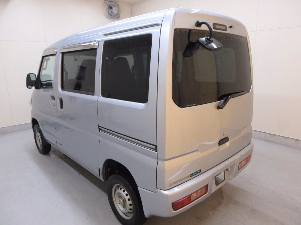 MITSUBISHI MINICAB MIEV