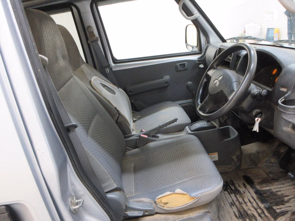 MITSUBISHI MINICAB MIEV