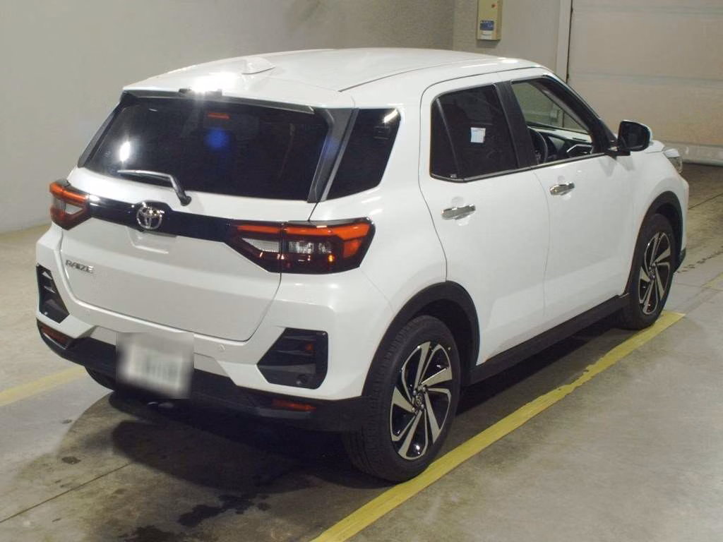 TOYOTA RAIZE
