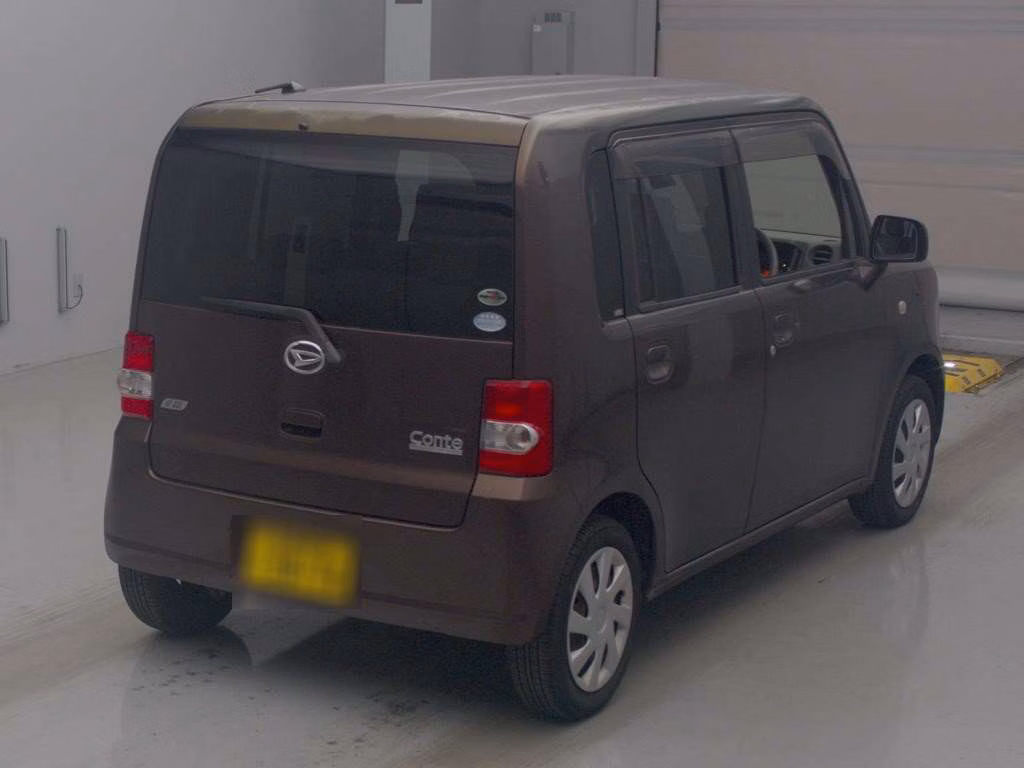 DAIHATSU MOVE CONTE