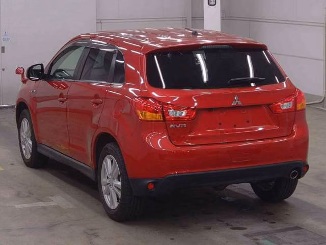 MITSUBISHI RVR