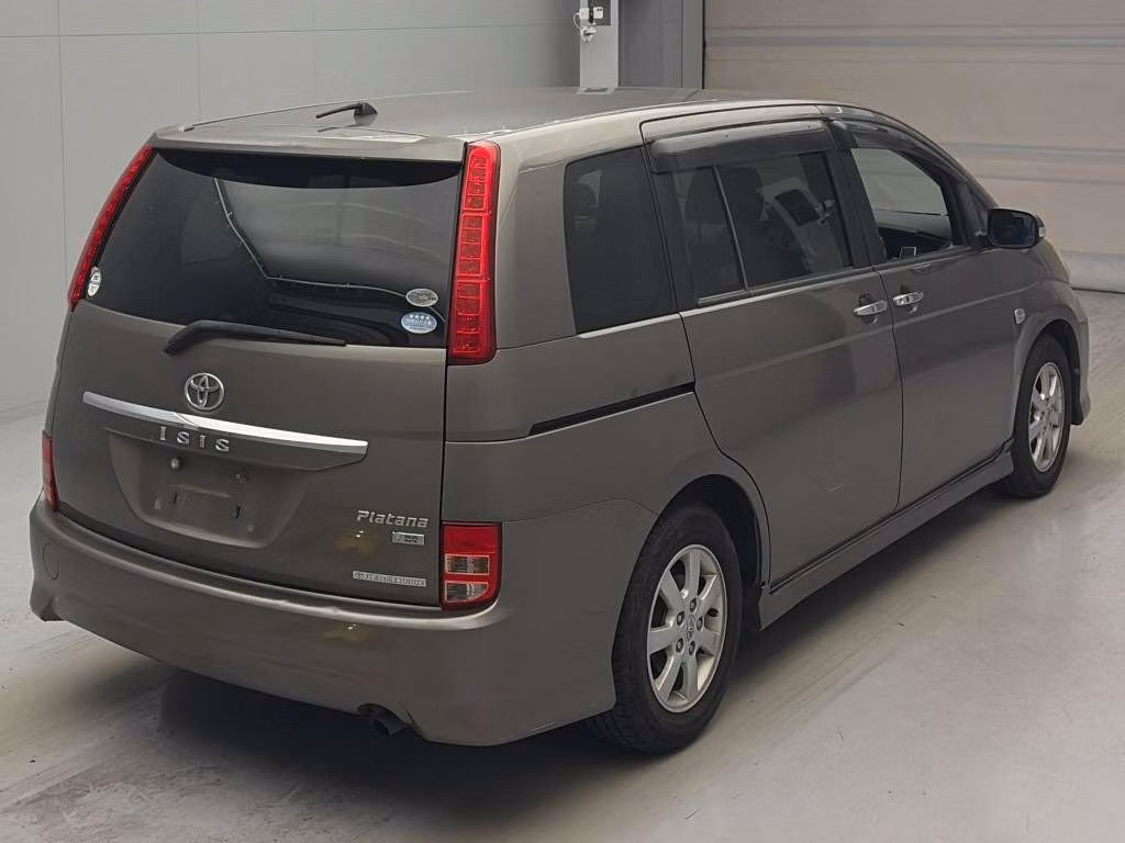 TOYOTA ISIS