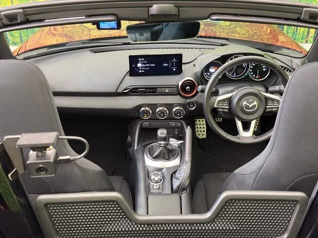 MAZDA ROADSTER