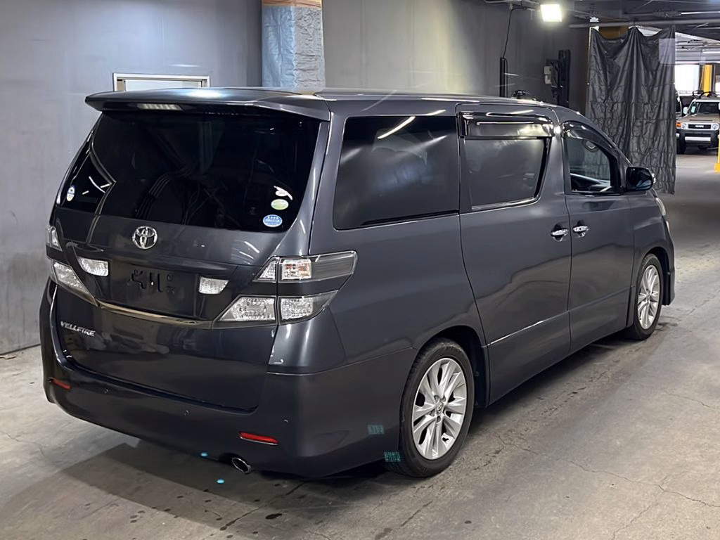 TOYOTA VELLFIRE