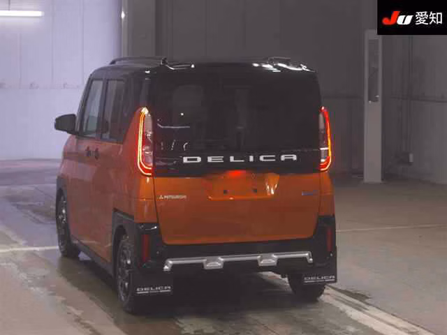 MITSUBISHI DELICA MINI