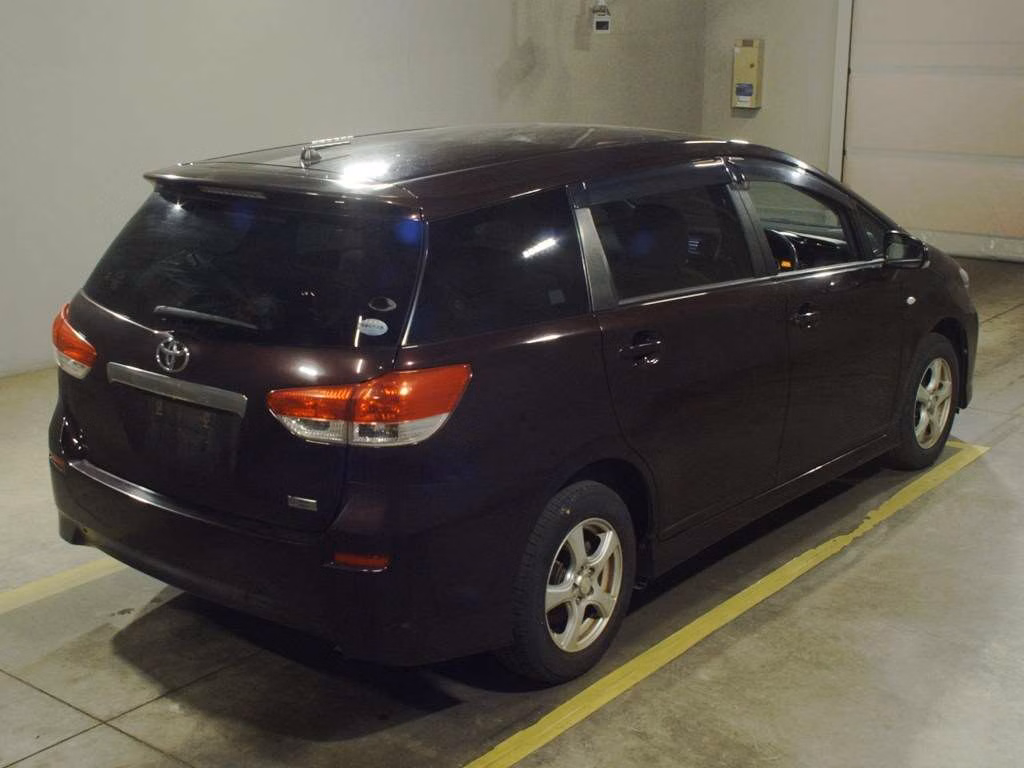 TOYOTA WISH