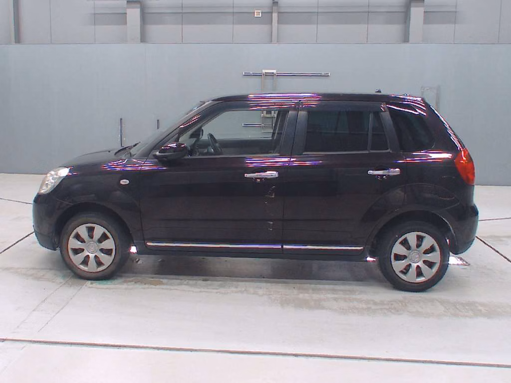 MAZDA VERISA