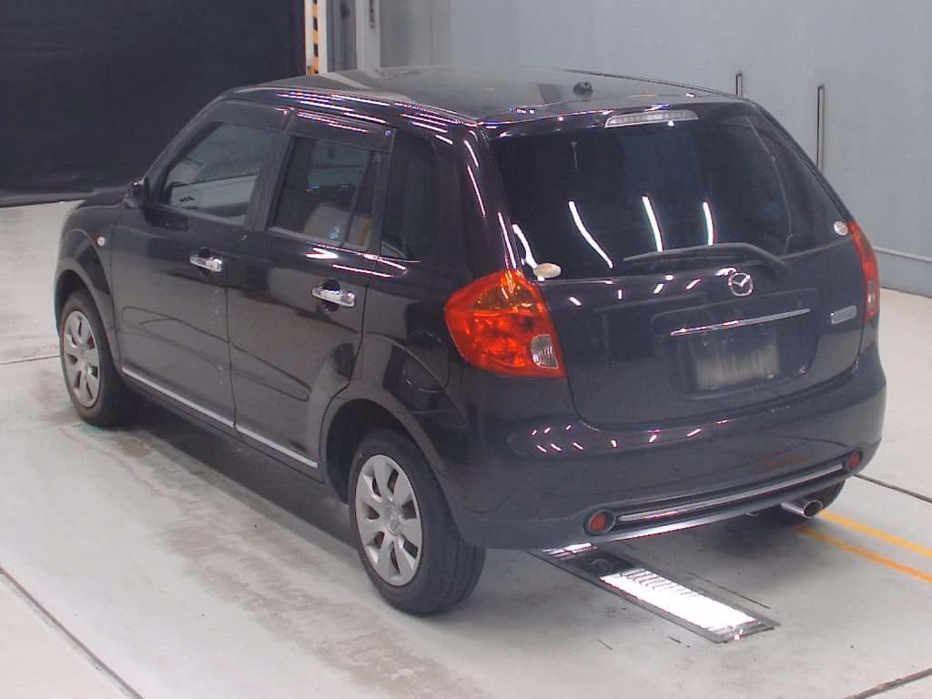 MAZDA VERISA